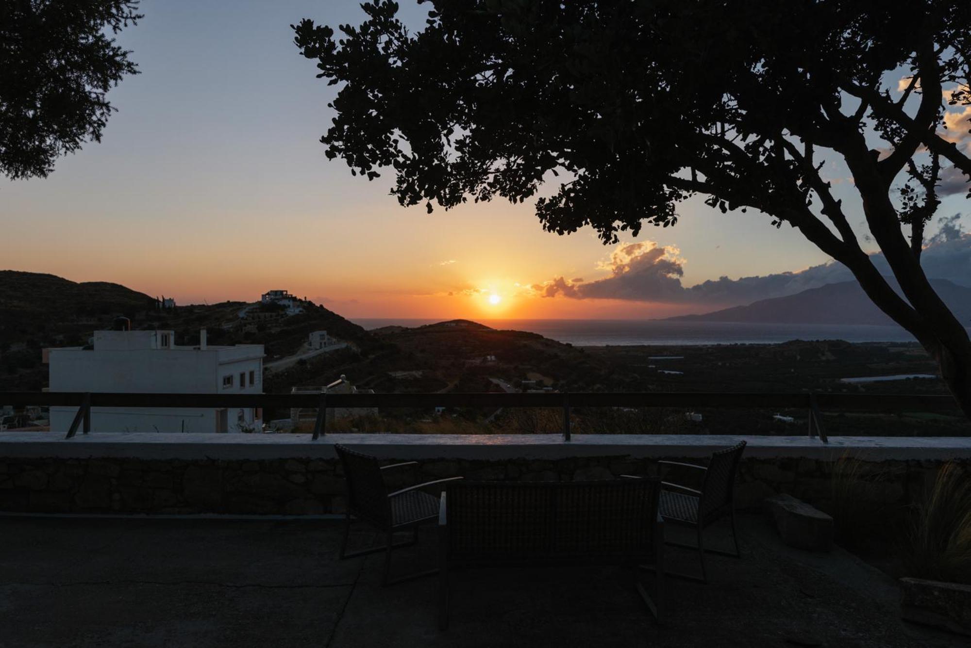 Ovgora - Ismini Sea View Room In Kamilari Village Buitenkant foto
